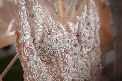 Casamento - Wedding Day - Vestido de Noiva - Noivo - Alianças - Buque'