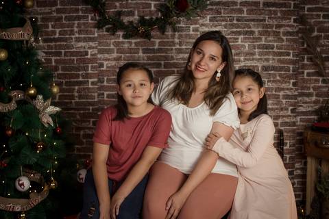 sesiones familiares la paz bolivia, fotografia familia, fotografo de familia la paz bolivia, sesiones navideñas, mini sesiones, navidad 2022'