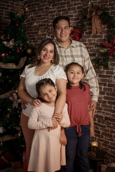 sesiones familiares la paz bolivia, fotografia familia, fotografo de familia la paz bolivia, sesiones navideñas, mini sesiones, navidad 2022'
