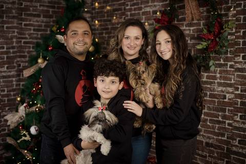 sesiones familiares la paz bolivia, fotografia familia, fotografo de familia la paz bolivia, sesiones navideñas, mini sesiones, navidad 2022'