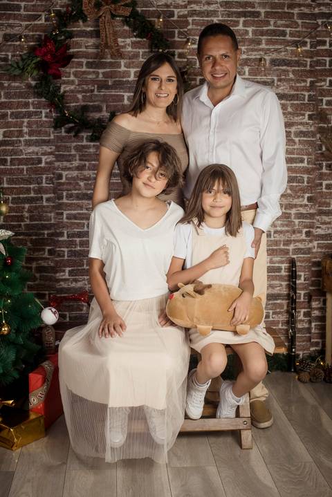 sesiones familiares la paz bolivia, fotografia familia, fotografo de familia la paz bolivia, sesiones navideñas, mini sesiones, navidad 2022'