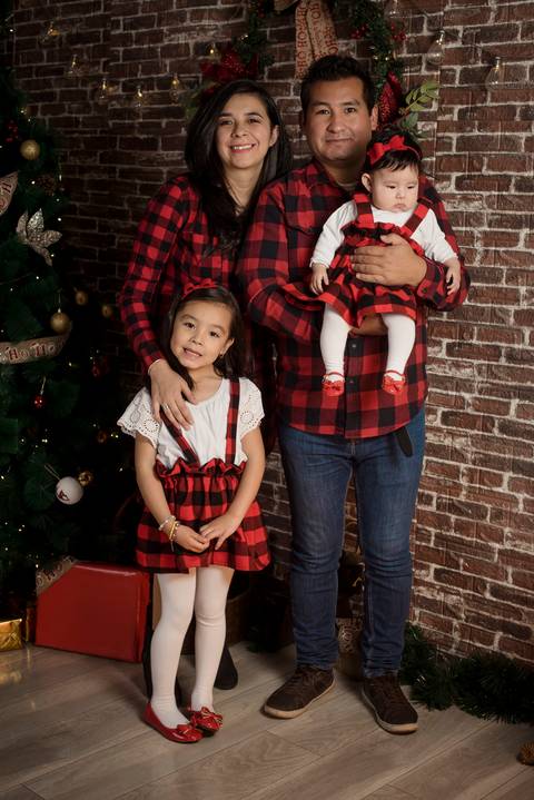 sesiones familiares la paz bolivia, fotografia familia, fotografo de familia la paz bolivia, sesiones navideñas, mini sesiones, navidad 2022'