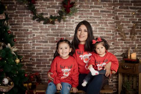 sesiones familiares la paz bolivia, fotografia familia, fotografo de familia la paz bolivia, sesiones navideñas, mini sesiones, navidad 2022'