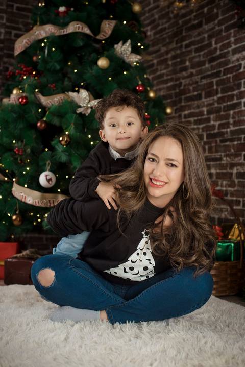 sesiones familiares la paz bolivia, fotografia familia, fotografo de familia la paz bolivia, sesiones navideñas, mini sesiones, navidad 2022'