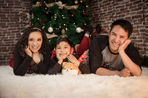 sesiones familiares la paz bolivia, fotografia familia, fotografo de familia la paz bolivia, sesiones navideñas, mini sesiones, navidad 2022'