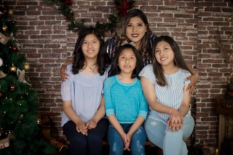 sesiones familiares la paz bolivia, fotografia familia, fotografo de familia la paz bolivia, sesiones navideñas, mini sesiones, navidad 2022'