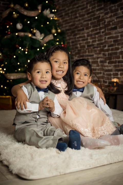 sesiones familiares la paz bolivia, fotografia familia, fotografo de familia la paz bolivia, sesiones navideñas, mini sesiones, navidad 2022'