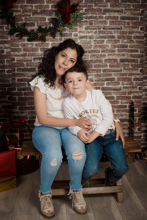 sesiones familiares la paz bolivia, fotografia familia, fotografo de familia la paz bolivia, sesiones navideñas, mini sesiones, navidad 2022'