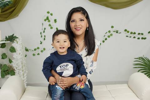 Fotografía de familia, fotografo de familias La Paz Bolivia, dia de la madre , mini sesiones '