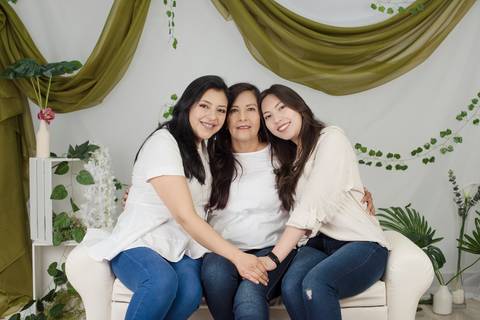 Fotografía de familia, fotografo de familias La Paz Bolivia, dia de la madre , mini sesiones '