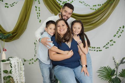 Fotografía de familia, fotografo de familias La Paz Bolivia, dia de la madre , mini sesiones '