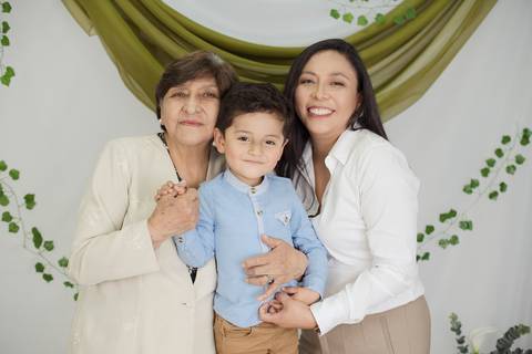 Fotografía de familia, fotografo de familias La Paz Bolivia, dia de la madre , mini sesiones '