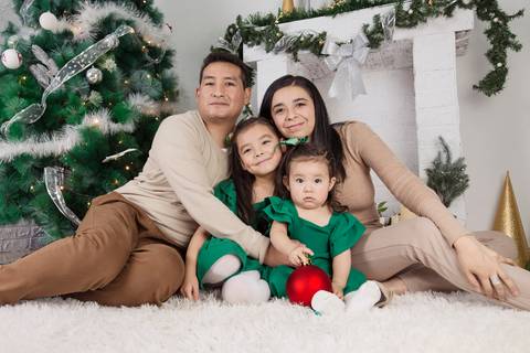 fotografía de navidad, fotografo de familias la paz bolivia, familia boliviana , navidad, mini sesiones navideñas, fotos navideñas'