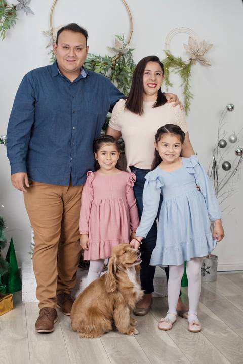fotografía de navidad, fotografo de familias la paz bolivia, familia boliviana , navidad, mini sesiones navideñas, fotos navideñas'