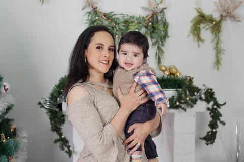 fotografía de navidad, fotografo de familias la paz bolivia, familia boliviana , navidad, mini sesiones navideñas, fotos navideñas'