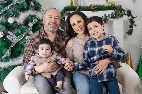 fotografía de navidad, fotografo de familias la paz bolivia, familia boliviana , navidad, mini sesiones navideñas, fotos navideñas'