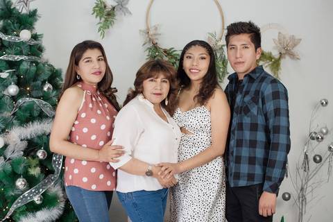 fotografía de navidad, fotografo de familias la paz bolivia, familia boliviana , navidad, mini sesiones navideñas, fotos navideñas'