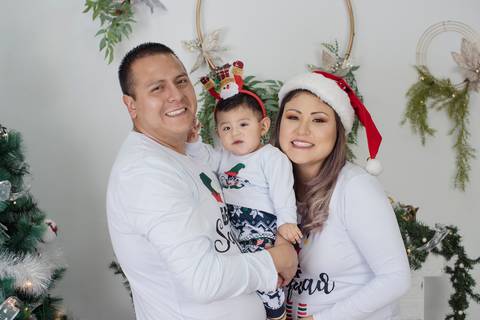 fotografía de navidad, fotografo de familias la paz bolivia, familia boliviana , navidad, mini sesiones navideñas, fotos navideñas'