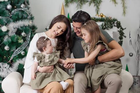 fotografía de navidad, fotografo de familias la paz bolivia, familia boliviana , navidad, mini sesiones navideñas, fotos navideñas'