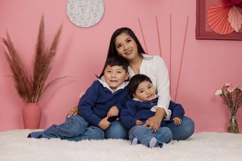 mini sesiones de fotografía, dia de la madre, sesiones familiares, fotografo de familias La Paz Bolivia , Pkl Fotografía '