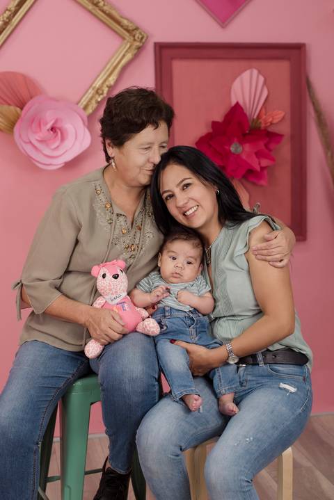 mini sesiones de fotografía, dia de la madre, sesiones familiares, fotografo de familias La Paz Bolivia , Pkl Fotografía '