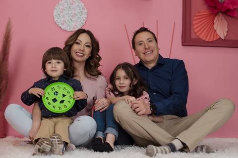 mini sesiones de fotografía, dia de la madre, sesiones familiares, fotografo de familias La Paz Bolivia , Pkl Fotografía '