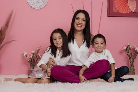 mini sesiones de fotografía, dia de la madre, sesiones familiares, fotografo de familias La Paz Bolivia , Pkl Fotografía '