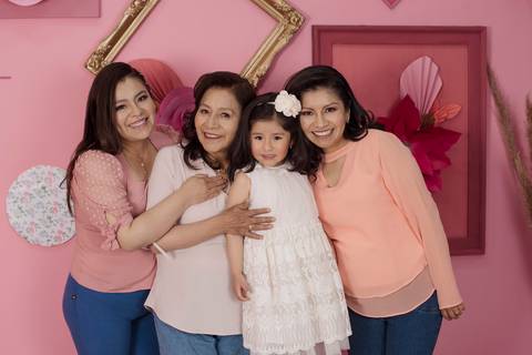 mini sesiones de fotografía, dia de la madre, sesiones familiares, fotografo de familias La Paz Bolivia , Pkl Fotografía '