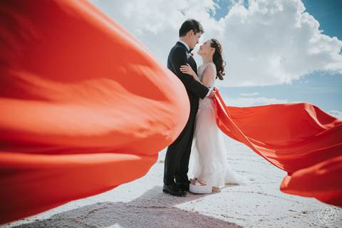 Uyuni Salt Flats Photoshoot, Bolivia Prewedding Salar de Uyuni '