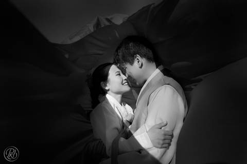 Uyuni Salt Flats Photoshoot, Bolivia Prewedding Salar de Uyuni Korean Couple'