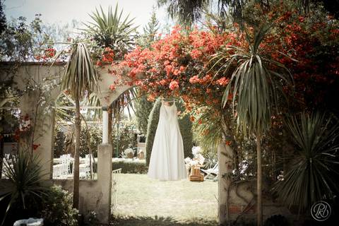 vestido de novia boda en jardín La Paz Bolivia'