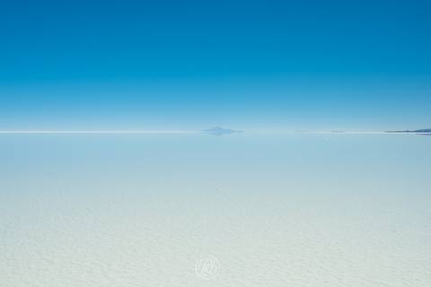 wedding photographer bolivia , Uyuni Salt Flats Photoshoot , Salar de uyuni bolivia Fotografia de bodas '
