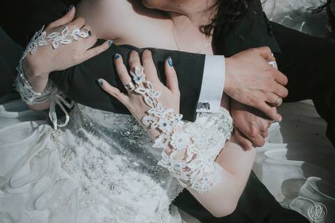 wedding photographer bolivia , Uyuni Salt Flats Photoshoot , Salar de uyuni bolivia Fotografia de bodas '