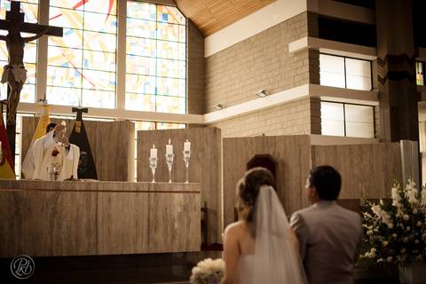 fotografia de bodas la paz bolivia, pkl fotografia, ceremonia religiosa, iglesia catolica, catedral de irpavi '