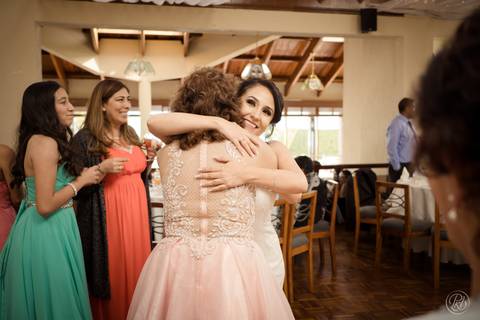 Fotografia de bodas La Paz Bolivia, boda de dia, jardin, sesion de novios, fotografo de bodas '