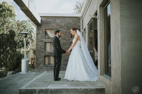 Boda en jardin, La  Paz, Bolivia, novios first look '