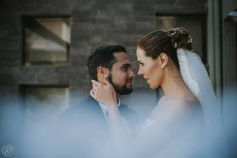 Boda en jardin, La  Paz, Bolivia, novios, vestido de novia, boda cristiana, rio abajo, valencia'