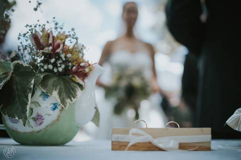 Boda en jardin, La  Paz, Bolivia, novios, ceremonia, boda cristiana, rio abajo, valencia'