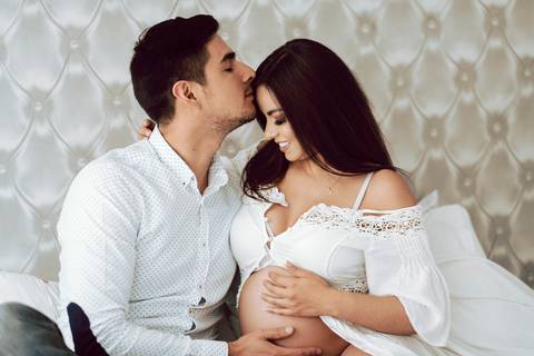 fotografia profesional de maternidad, embarazo, sesion de fotos en casa, la paz bolivia, fotografa de familia la paz bolivia, pkl fotografia'