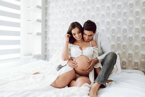 fotografia profesional de maternidad, embarazo, sesion de fotos en casa, la paz bolivia, fotografa de familia la paz bolivia, pkl fotografia'