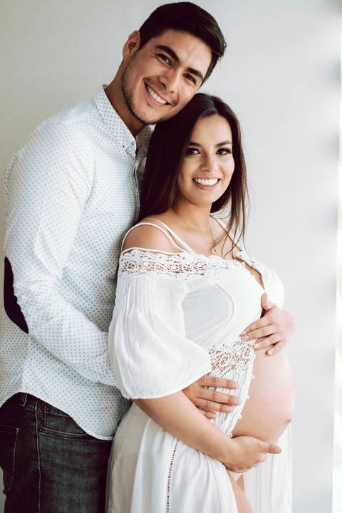 fotografia profesional de maternidad, embarazo, sesion de fotos en casa, la paz bolivia, fotografa de familia la paz bolivia, pkl fotografia'