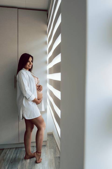 fotografia profesional de maternidad, embarazo, sesion de fotos en casa, la paz bolivia, fotografa de familia la paz bolivia, pkl fotografia'