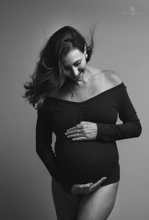 ensaio gestante lifestyle casal apaixonado mamae gestante e cachorro familia fotografa nayara andrade'