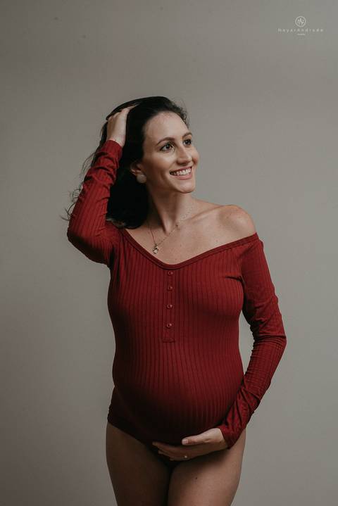 ensaio gestante lifestyle casal apaixonado mamae gestante e cachorro familia fotografa nayara andrade'