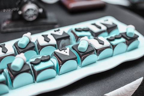 Festa em casa na sala de casa em periodo de pandemia decoraçao  de festa em casa familia reunida para aniversario infantil  fotos feitas pela fotografa premiada nayara andrade fotografia de santos'