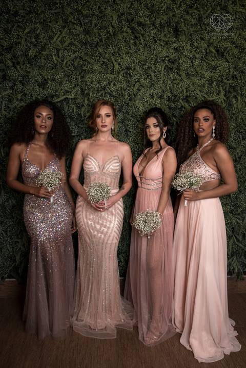 Fotos editoriais de moda para loja de trajes para festas sociais femininos fotos com modelos feitas pela fotografa premiada nayara andrade'