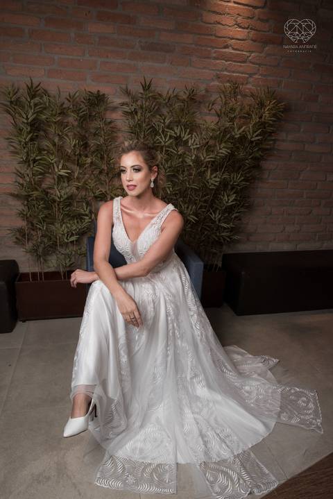 Fotos editoriais de moda para loja de trajes para festas sociais femininos fotos com modelos feitas pela fotografa premiada nayara andrade'