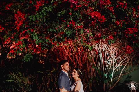 Casamento ao por-do-sol de Virgínia e Sena Jr na Praia do Olho D'água em São Luís'