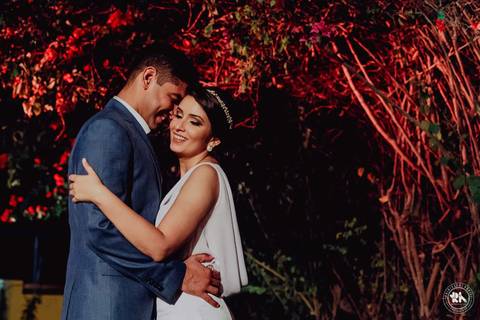 Casamento ao por-do-sol de Virgínia e Sena Jr na Praia do Olho D'água em São Luís'