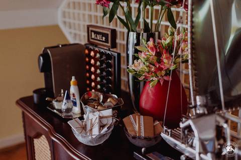 Casamento ao por-do-sol de Virgínia e Sena Jr na Praia do Olho D'água em São Luís'
